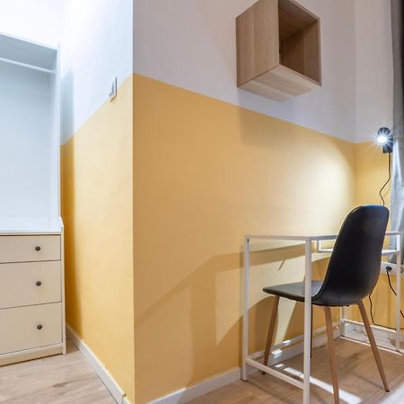 4-Bedroom Comfort Apartment In The Citycenter F38 بودابست المظهر الخارجي الصورة