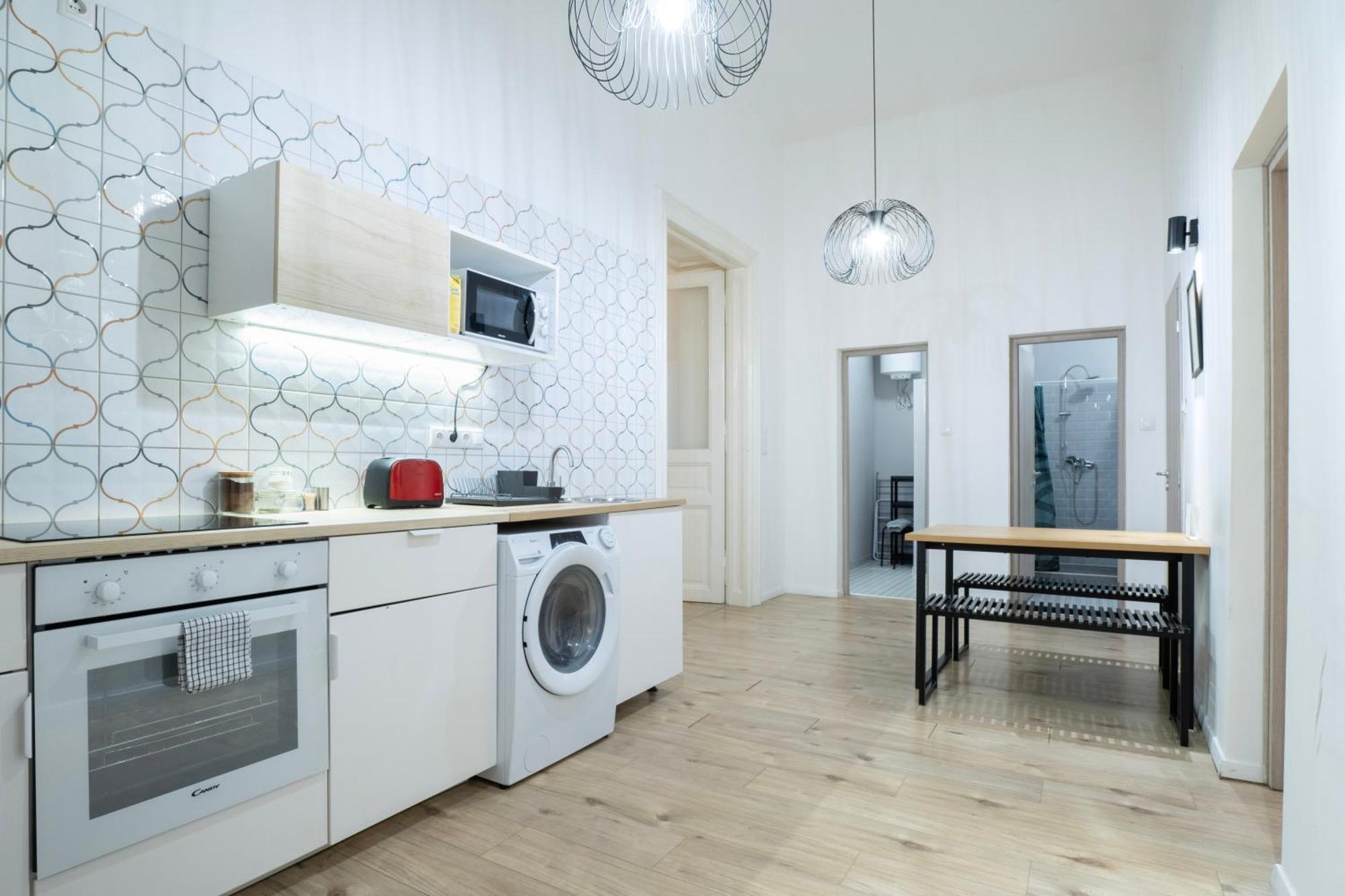 4-Bedroom Comfort Apartment In The Citycenter F38 بودابست المظهر الخارجي الصورة